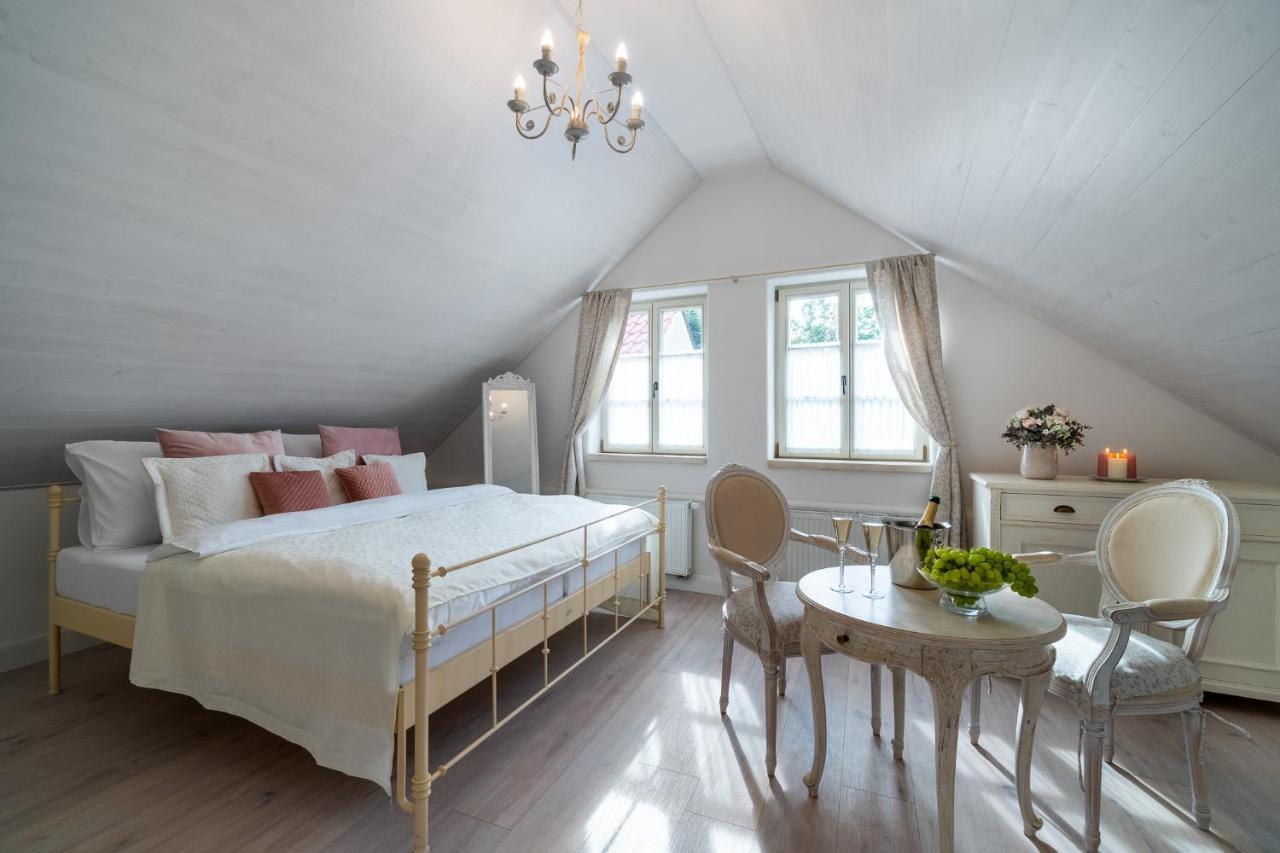 Boutique Hotel Soukenikuv Dum Kutna Hora Luaran gambar
