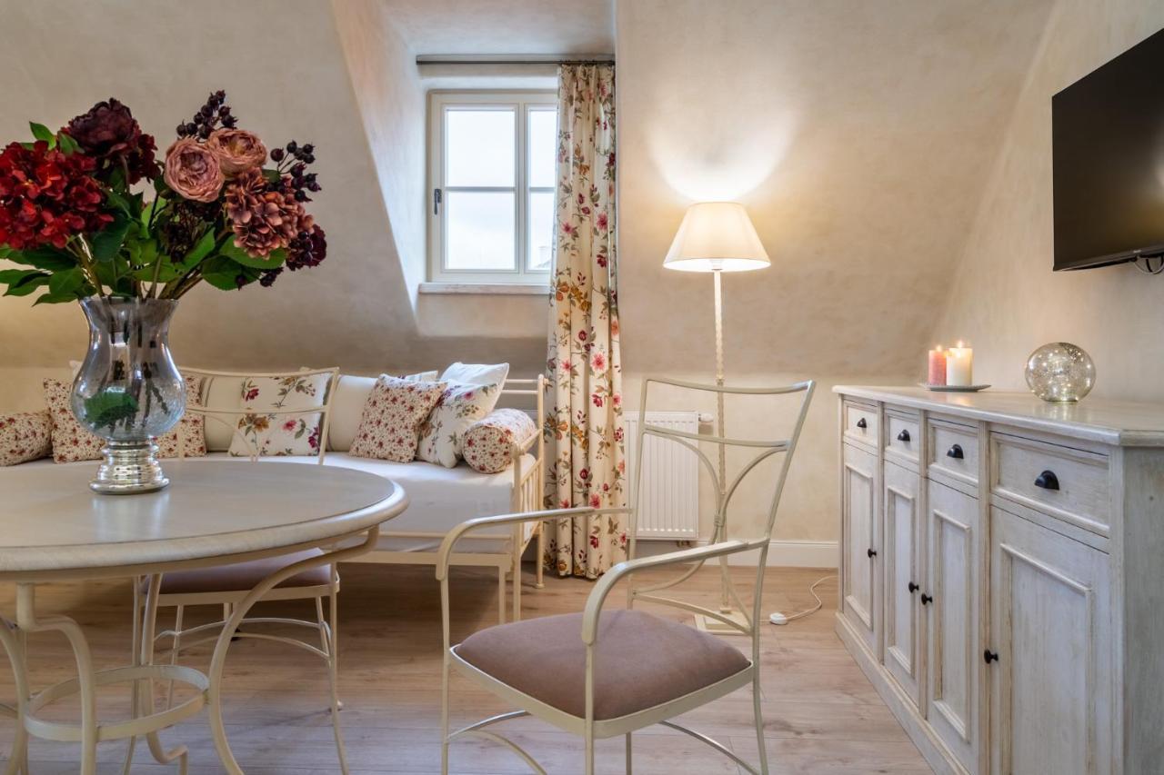 Boutique Hotel Soukenikuv Dum Kutna Hora Luaran gambar